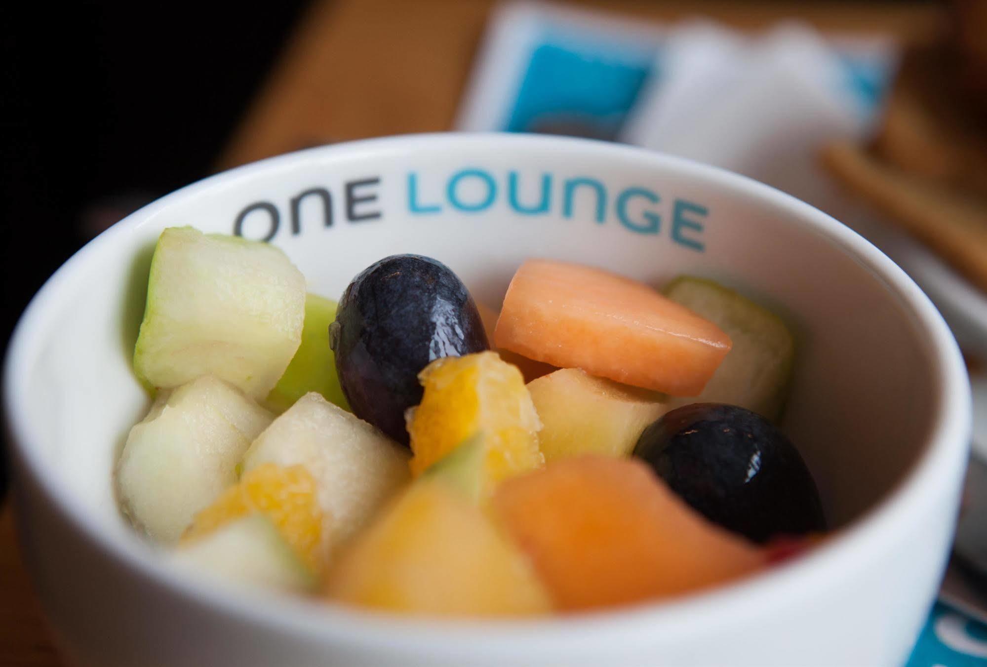 Motel One Frankfurt-Eastside Frankfurt am Main Ngoại thất bức ảnh